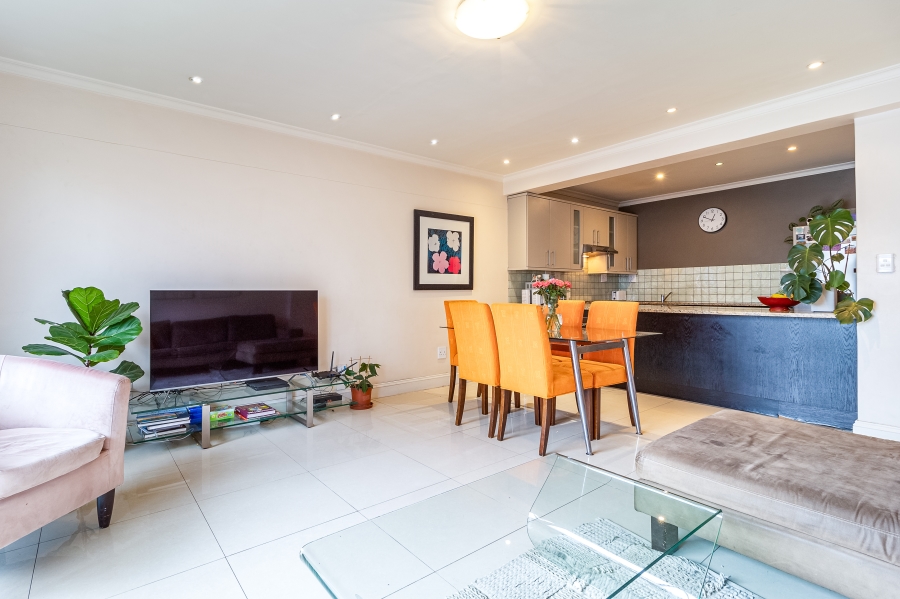 To Let 3 Bedroom Property for Rent in Sea Point Western Cape